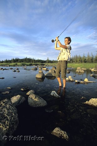 125girls fishing.